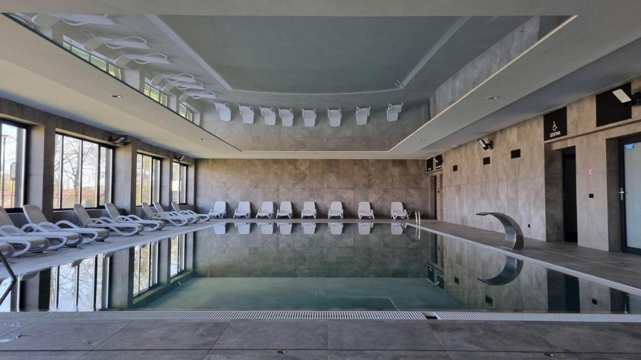 Wspanialy Apartament & Spa Nad Morzem Dziwnow Luaran gambar